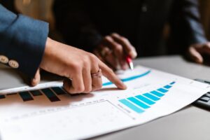 Leia mais sobre o artigo Consórcio avança como investimento programado no país e pode superar a poupança no Brasil