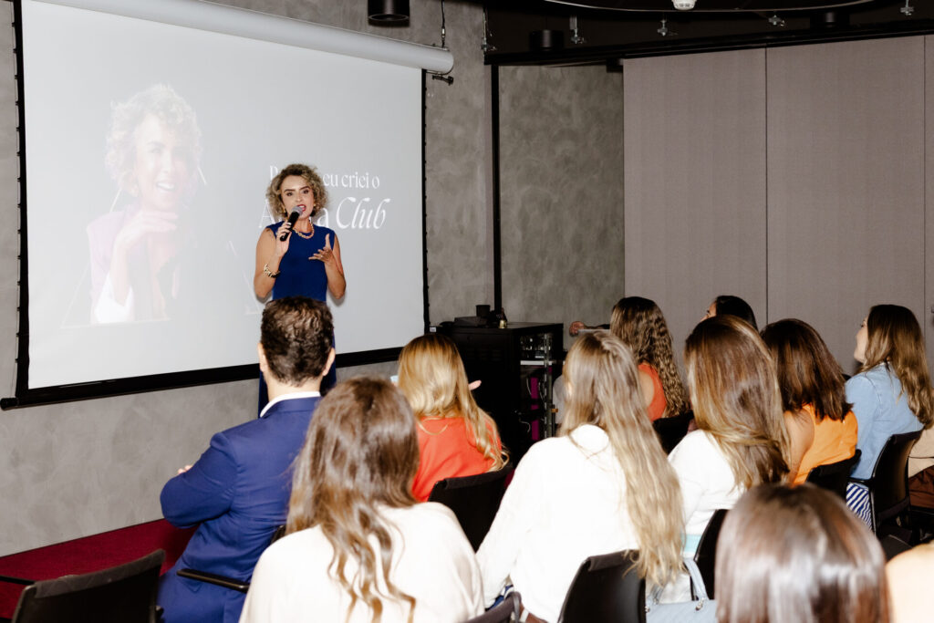 Leia mais sobre o artigo Mulheres ampliam presença nos investimentos e impulsionam redes de formação patrimonial